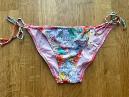 Victoria’s Secret Bikini Bottom S NEW