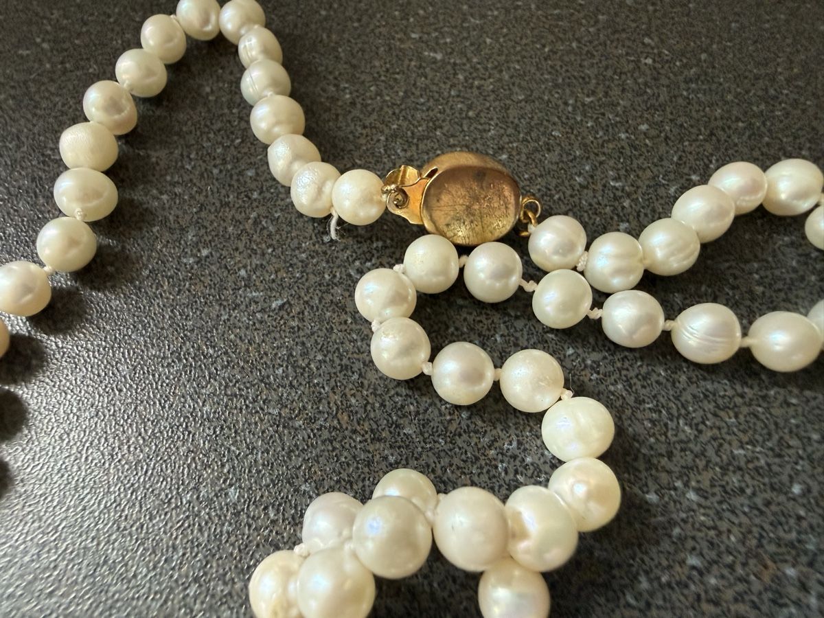 Catenine: Vintage Perlenkette, kleiner Defekt – Usato da Lamone venduto da LaCantinaMagica 3