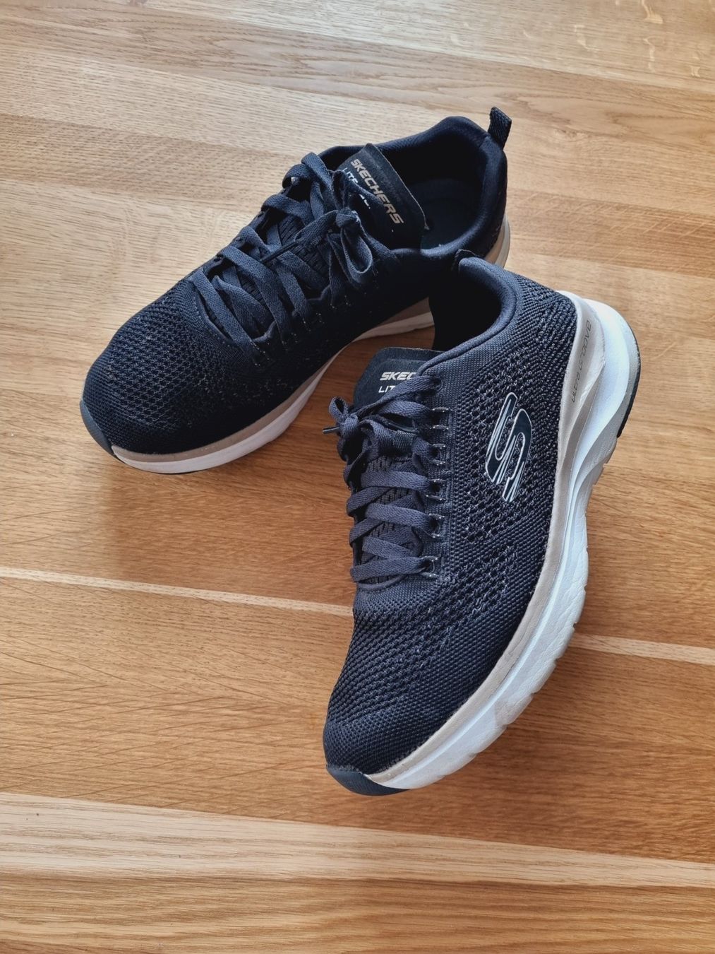 Skechers Herrenschuhe: Sneaker, Skechers, Gr.41 – Gebraucht aus Uetikon am See von Zimetstern1.0