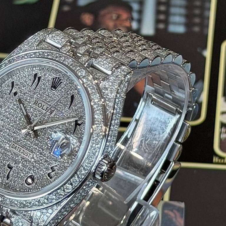 Orologi: Rolex Datejust 41mm Custom "Arabic" 126300 – Usato da Genève venduto da minty.watches 3