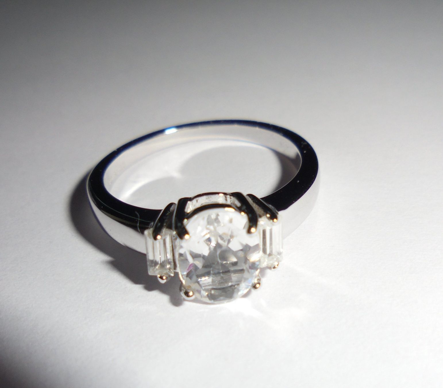 Ringe: Echtschmuck: Silberring Weisser Topas 18/56 – Neu (gemäss Beschreibung) aus Zuchwil von maumauchi 9
