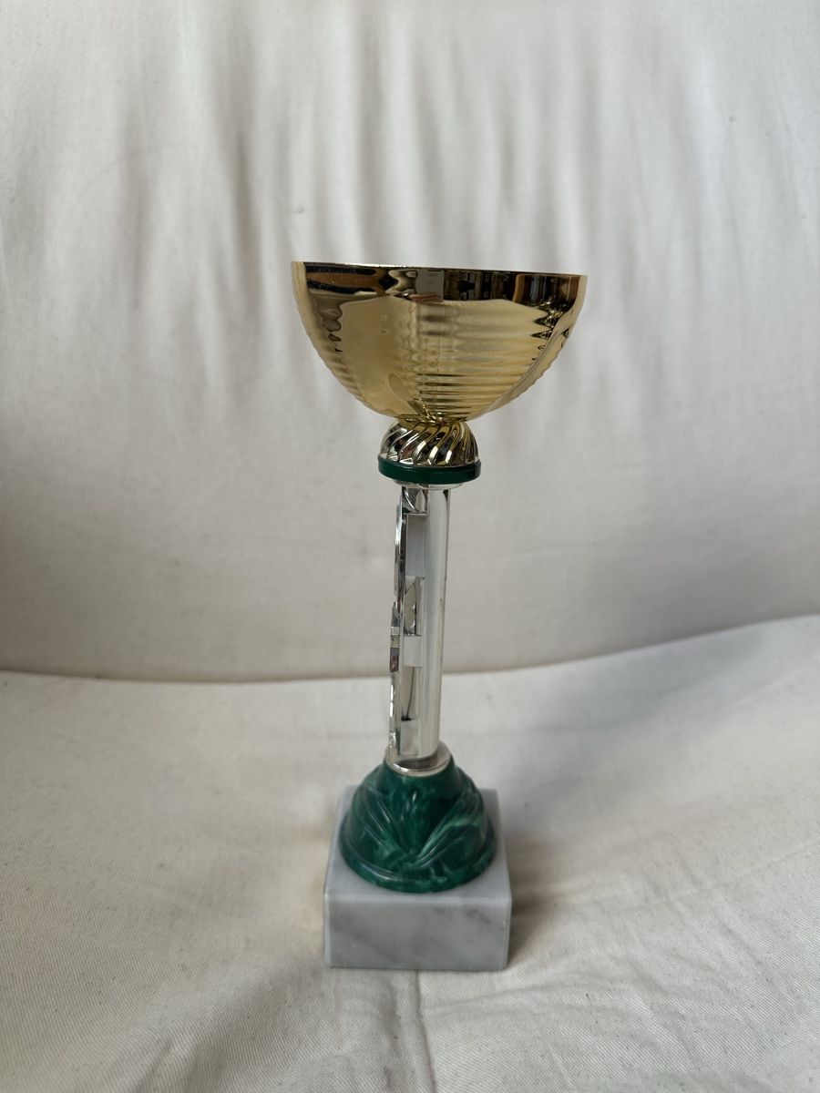 Sonstiges zum Sammeln & Seltenes: Goldener Pokal – Gebraucht aus Basel von ari_f26x 2