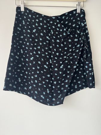 SALE 🌼 Skort Hosenrock, a lot less, M