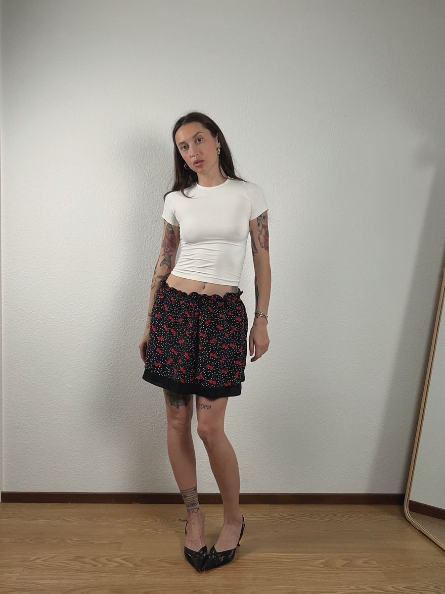Gonne: Atmosphere Cherry Print Skirt  – Usato da Knonau venduto da Grapesvintage