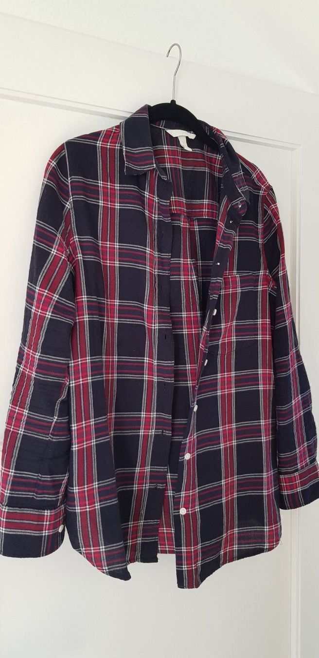 Blusen: Bluse 38 – Gebraucht aus Adliswil von Boncoinsuisse 1