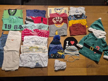 Kleider Paket, 27 Teile, Winter, Grösse 86