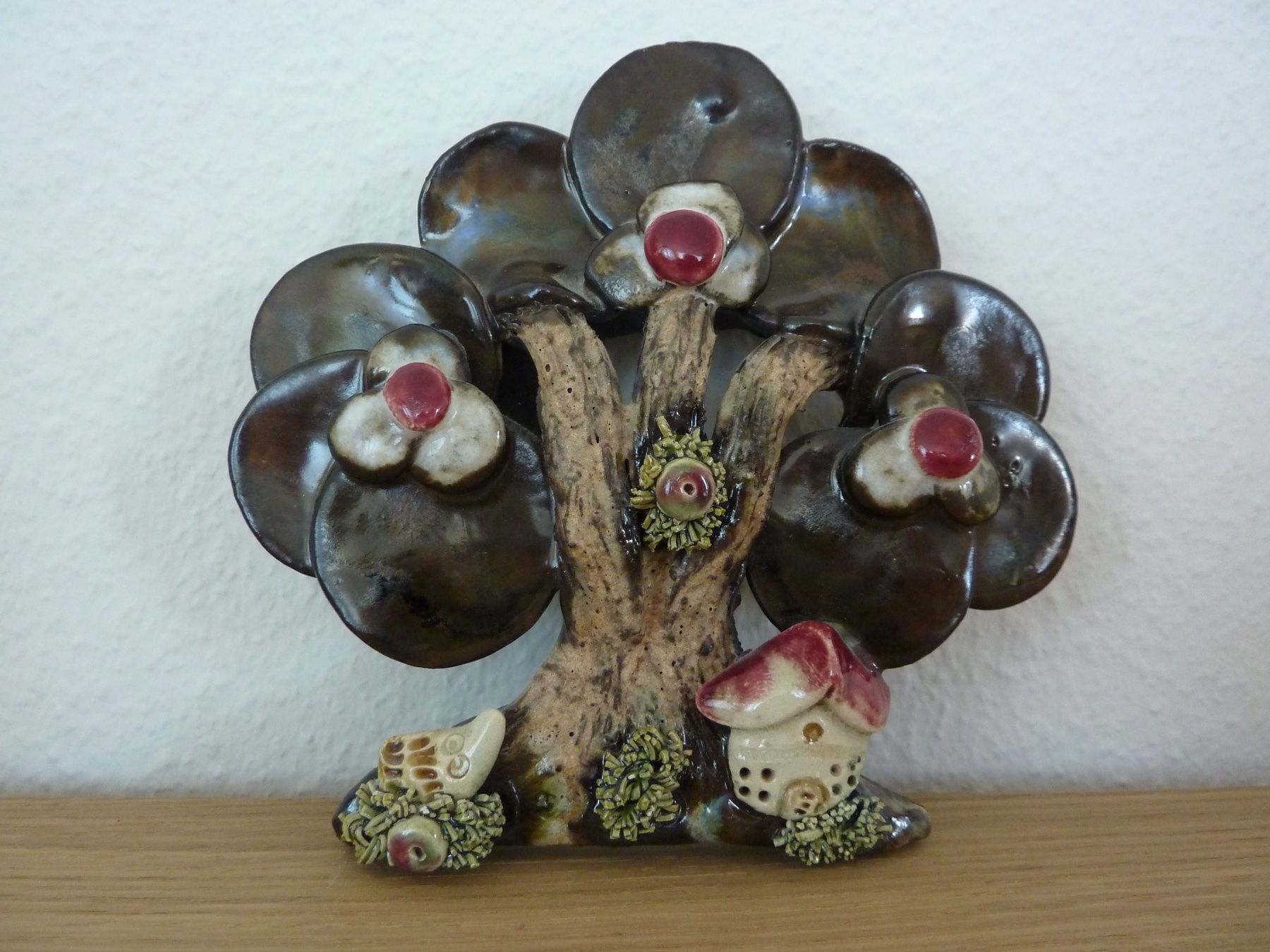 Tutte le decorazioni: 2 Keramikbilder Figurengruppen Baum Eule / Igel – Usato da Allschwil venduto da millefiori3 1
