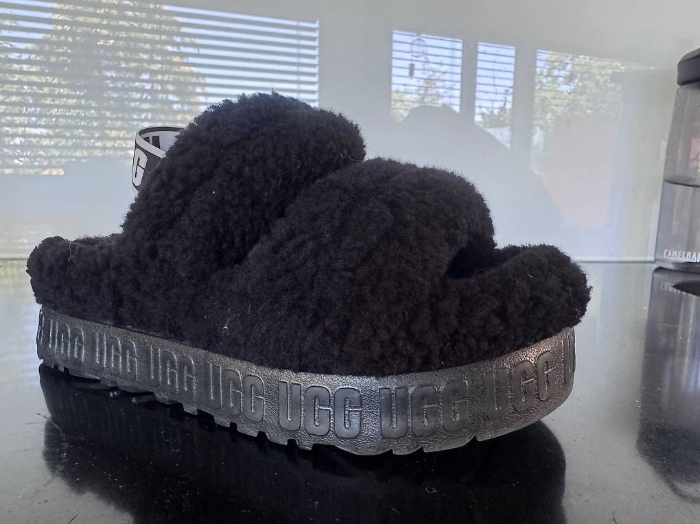 Ugg Scarpe da donna: UGG Fluffita gr. 37 – Nuovo (secondo la descrizione) da Vogelsang AG venduto da sabinissima