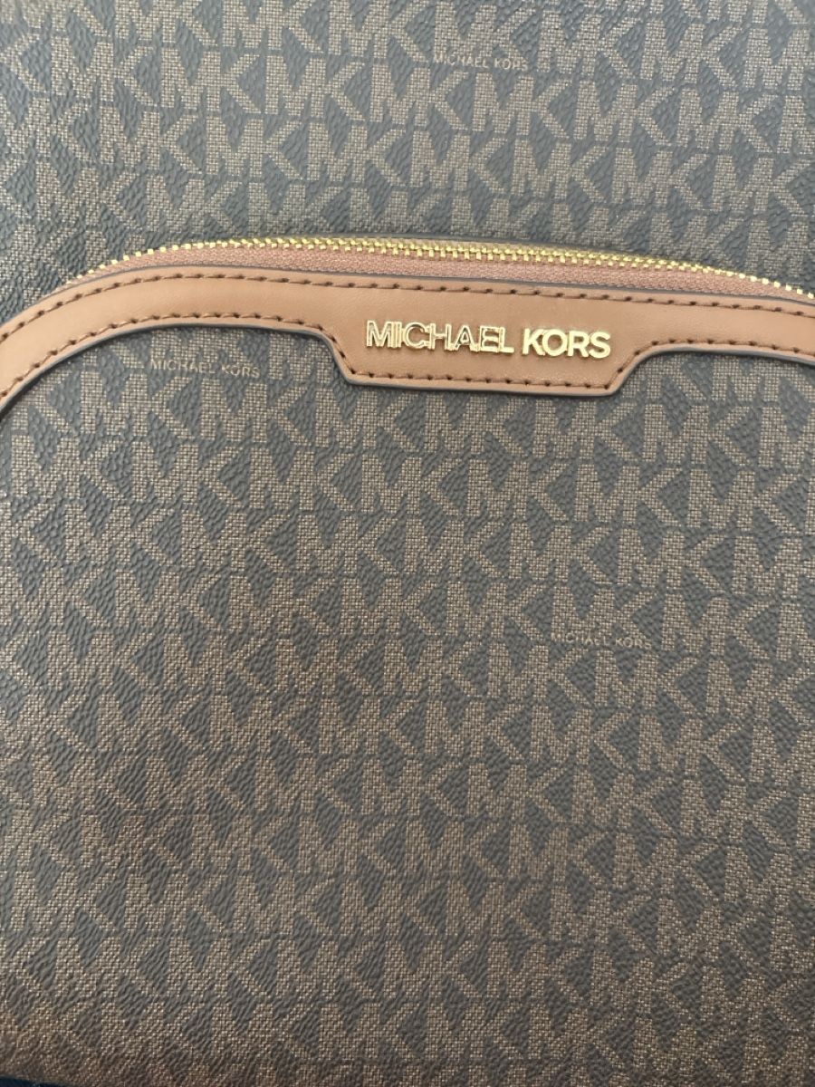 Michael Kors Zaini: Grosser Michael Kors Rucksack  – Usato da Dübendorf venduto da ame_g69g 4