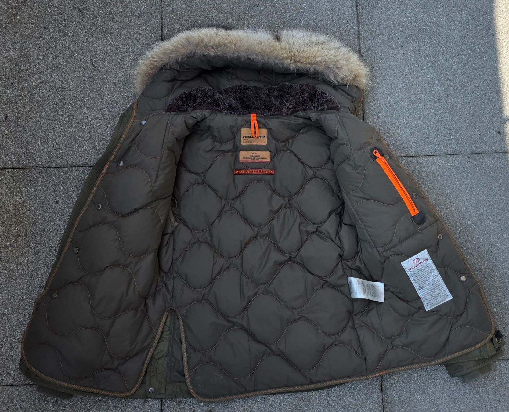 Parajumpers Giacche: Parajumpers Jacke "Masterpiece Series" Size Small – Usato da Nänikon venduto da Bi9Ca2Ec 2