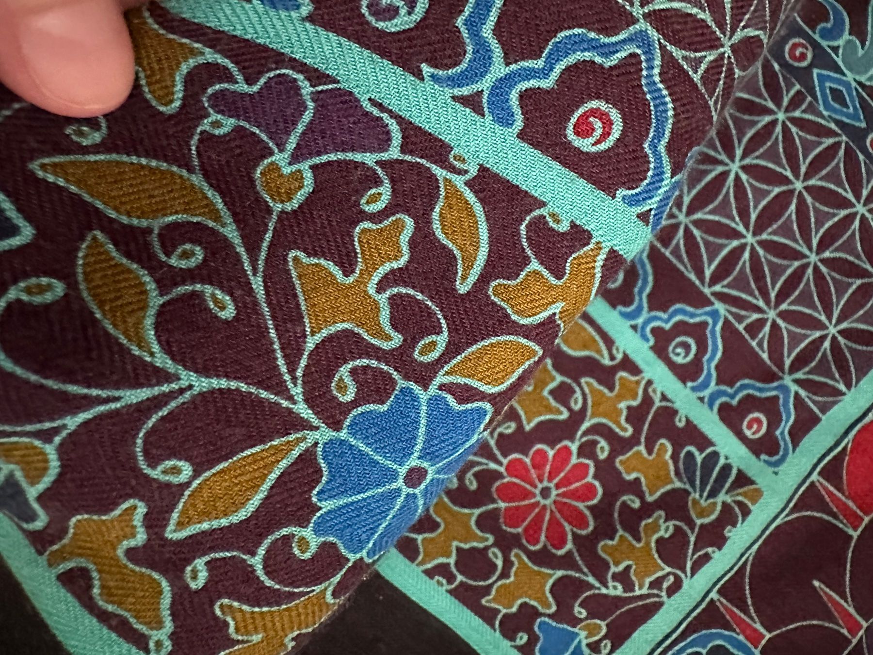 Hermès Foulard & Sciarpe: Edler Kaschmir-Seide Schal von Hermès – Usato da Zürich venduto da h_s_79x2 5