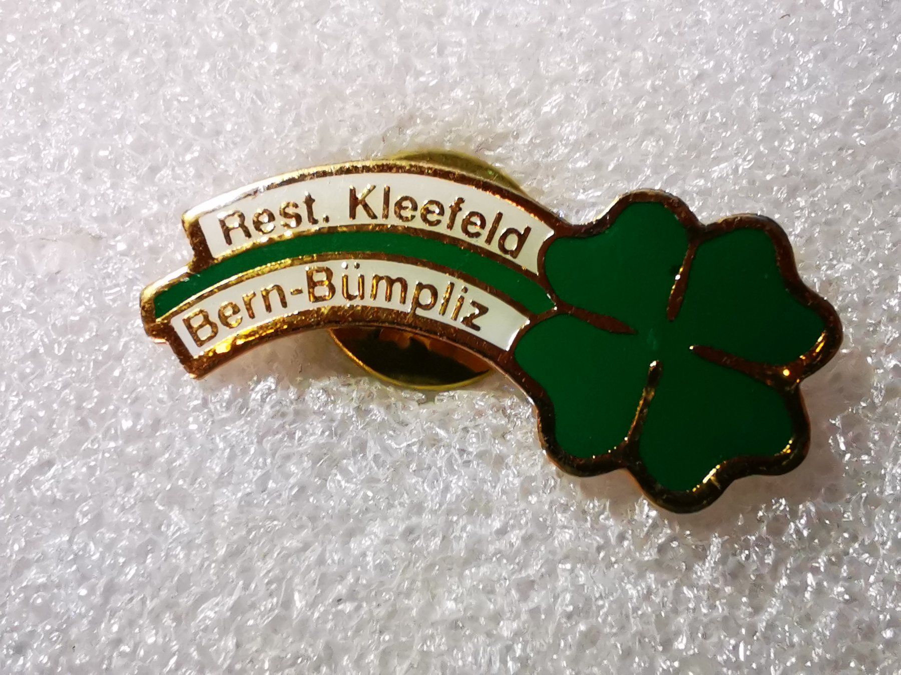 Placchette & Badge: Ansteckpin 25: Restaurant Kleefeld Bern Bümpliz – Usato da Oppligen venduto da Pin-Fall-Shop