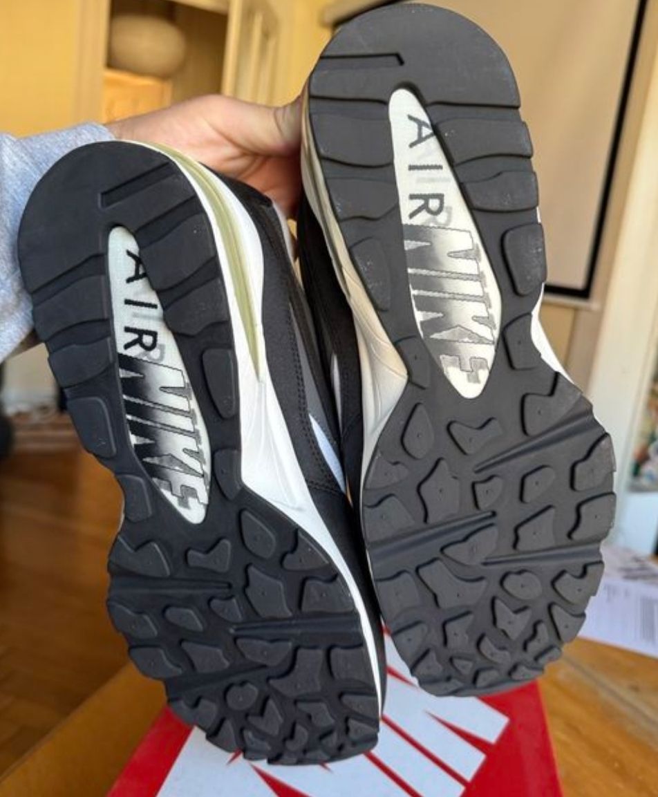 Nike Scarpe da uomo: Nike Air Max Sneaker Gr. 44 – Nuovo e nell'imballaggio originale da Burgistein venduto da tekla2012 2