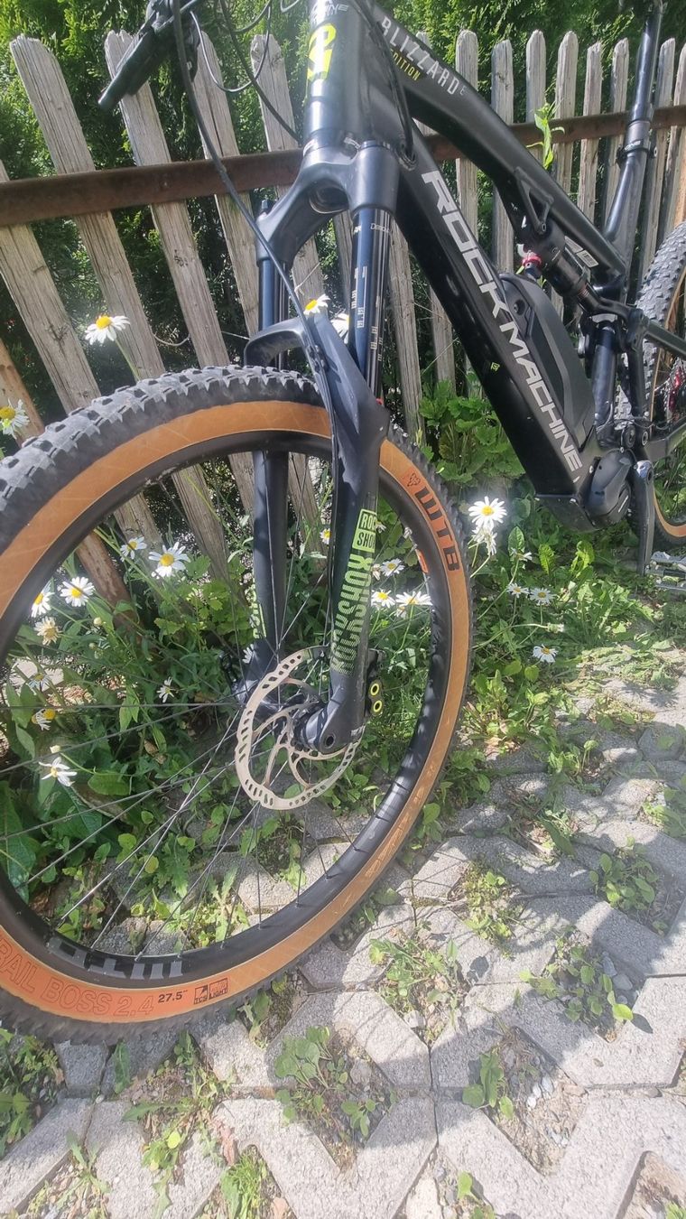 Rock Machine Biciclette: Rock Machine 25th Anniversary E‑Fully (XT Di2 / Magura MT5) – Usato da Hausen AG venduto da mauricelebrain 7