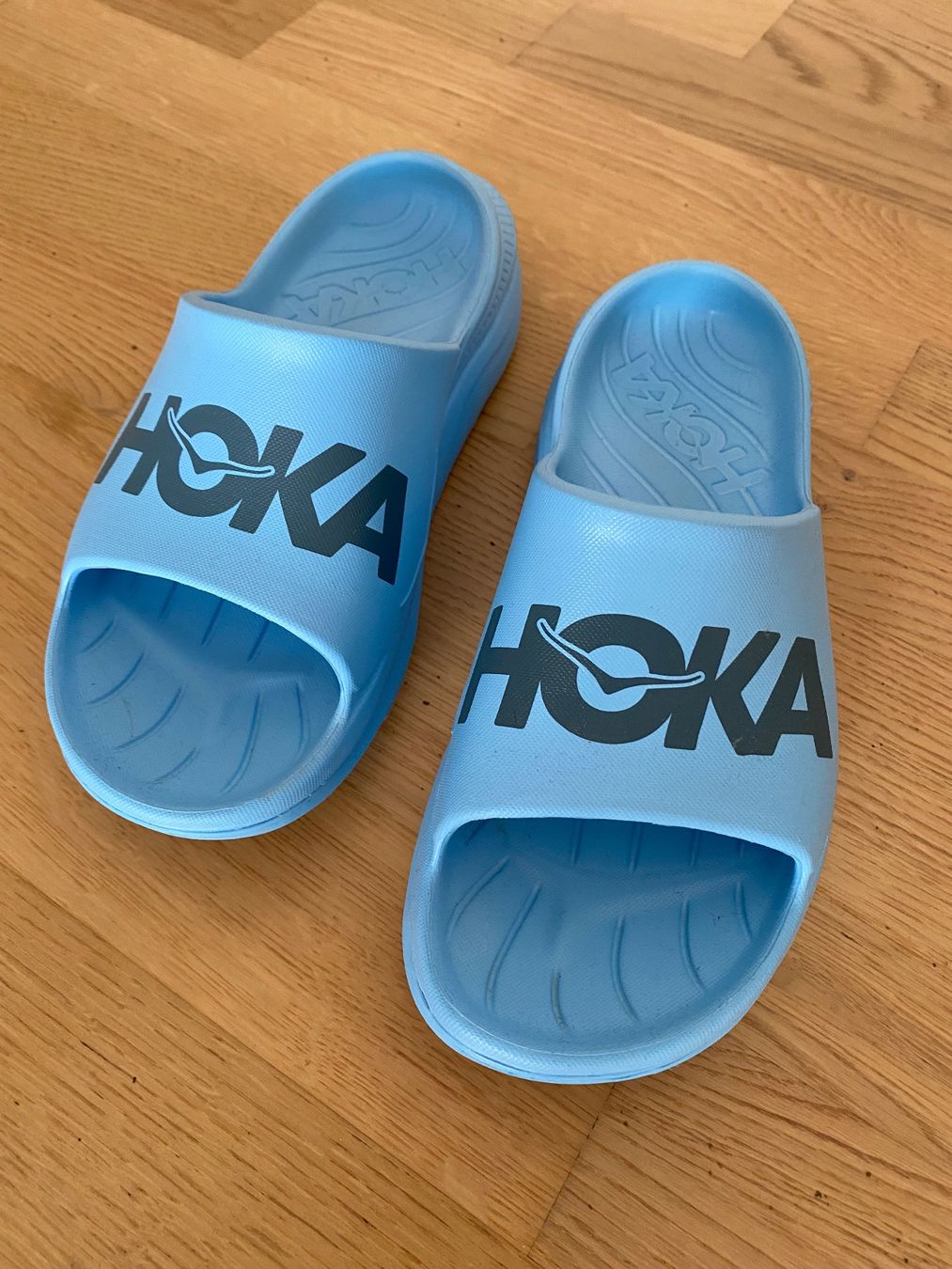 Hoka One One Scarpe da donna: Hoka Slipper Gr. 38 – Usato da Horw venduto da jea_jp26 1