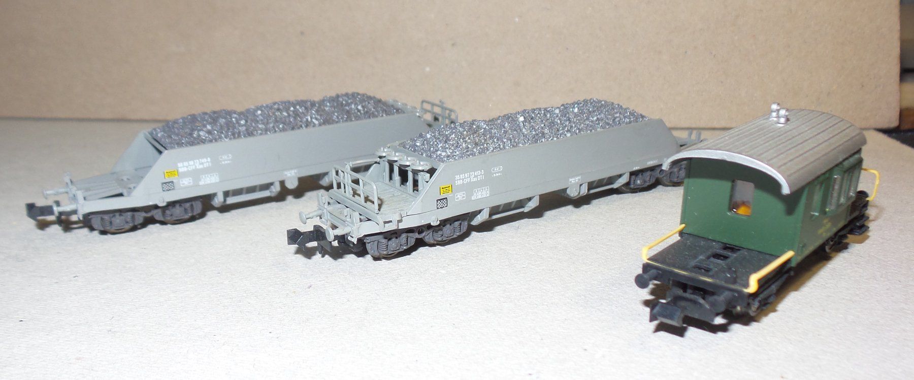 Hobbytrain Modelleisenbahnen: Lot 3 wagons Hobbytrain N – Gebraucht aus Bulle von Rockandtoys 1