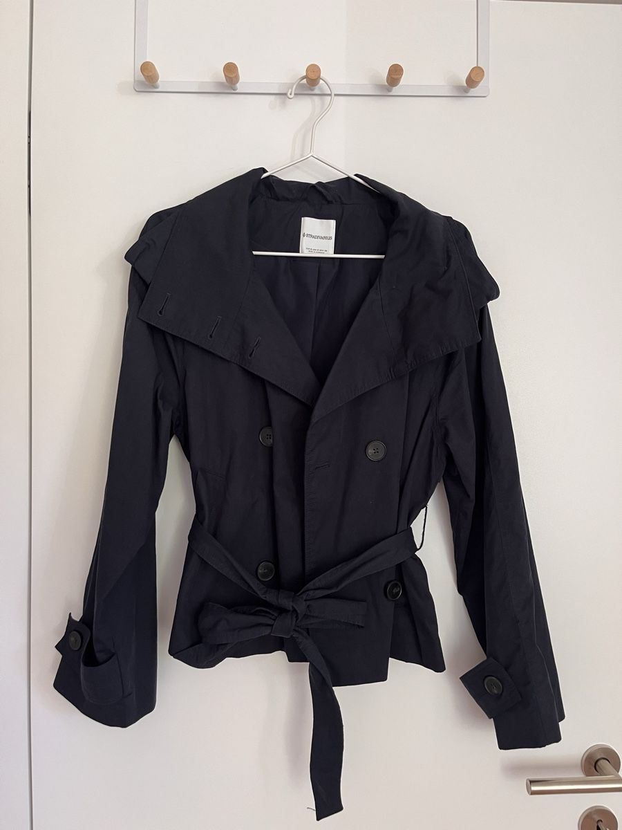 Stradivarius Jacken: Trenchcoat kurz Stradivarius  – Gebraucht aus Neudorf von wen_9jfq 1