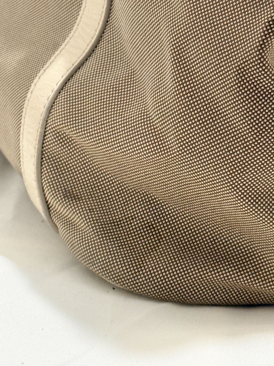 Prada Borse da donna: Prada Tote Bag Beige Canvas Leather Trim – Usato da Geneve venduto da DarlingVintage 4