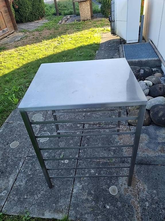 Komplettküchen: Tisch für Garten – Gebraucht aus Safenwil von Lokrad