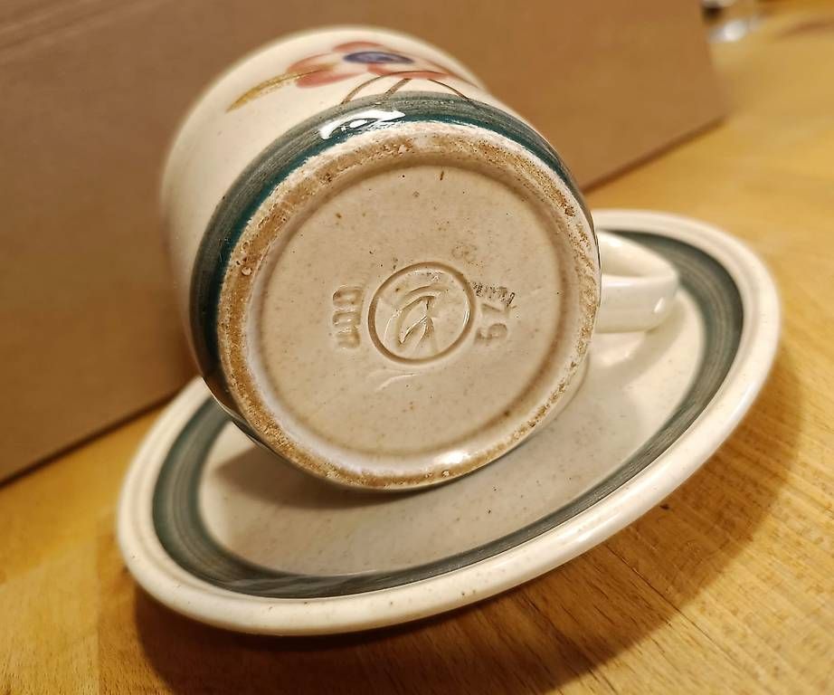 Set di piatti: Elsterwerda DDR, Kaffee-/Tee-Set , 19-teilig – Usato da Dielsdorf venduto da sanboss 2