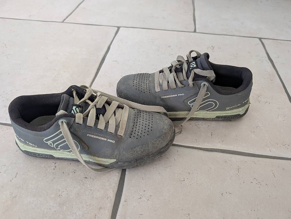 Scarpe da uomo: Five Ten Freerider Pro Bikeschuhe, Gr. 40 – Usato da Uster venduto da bikesnow 2