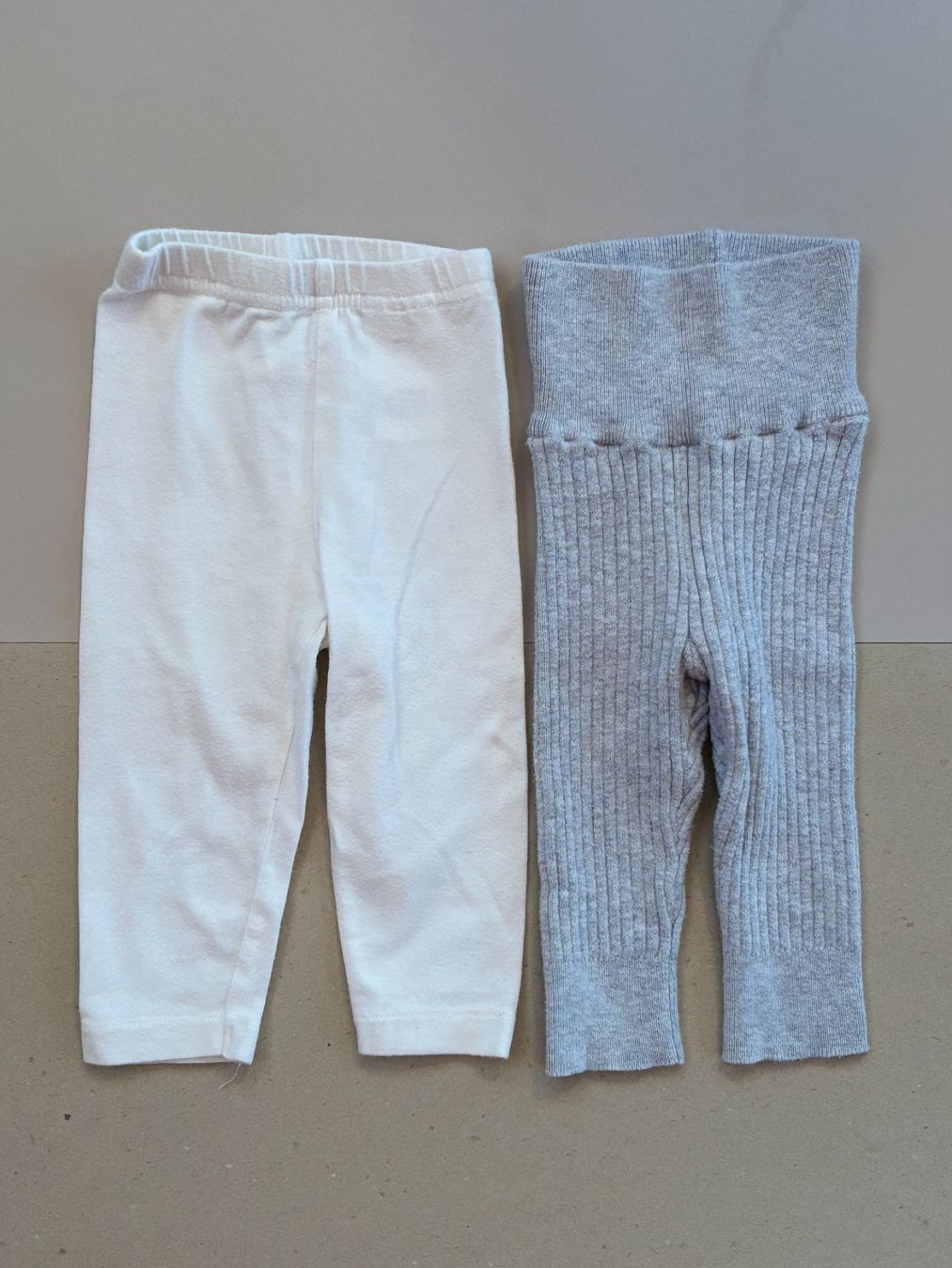 Lotti & Set di vestiti: Kleider-Set, Gr. 62 (#36) – Usato da Englisberg venduto da Apfelsine 2