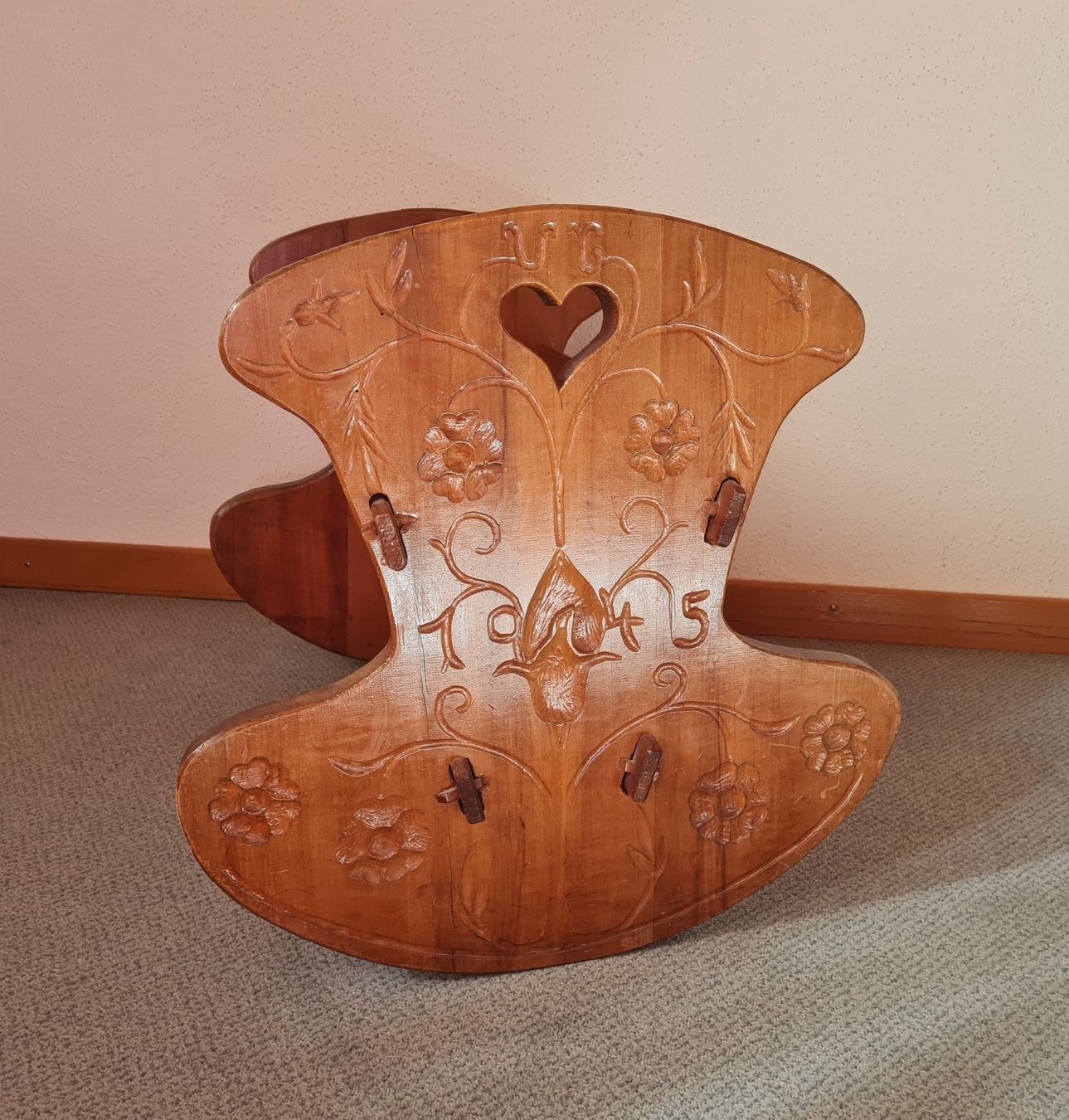 Giocattoli: Holz-Puppen-Wiege – Usato da Kleinandelfingen venduto da reg_yg6p