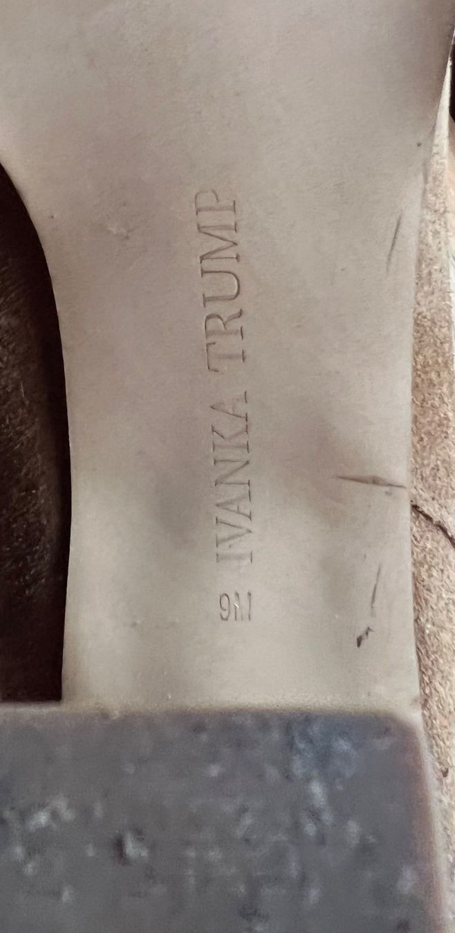 Scarpe da donna: Stiefeletten Wildleder 40.5 (9M) – Usato da Zürich venduto da jeroendy 4