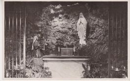 Zürich - Seebach, Maria-Lourdes-Grotte.