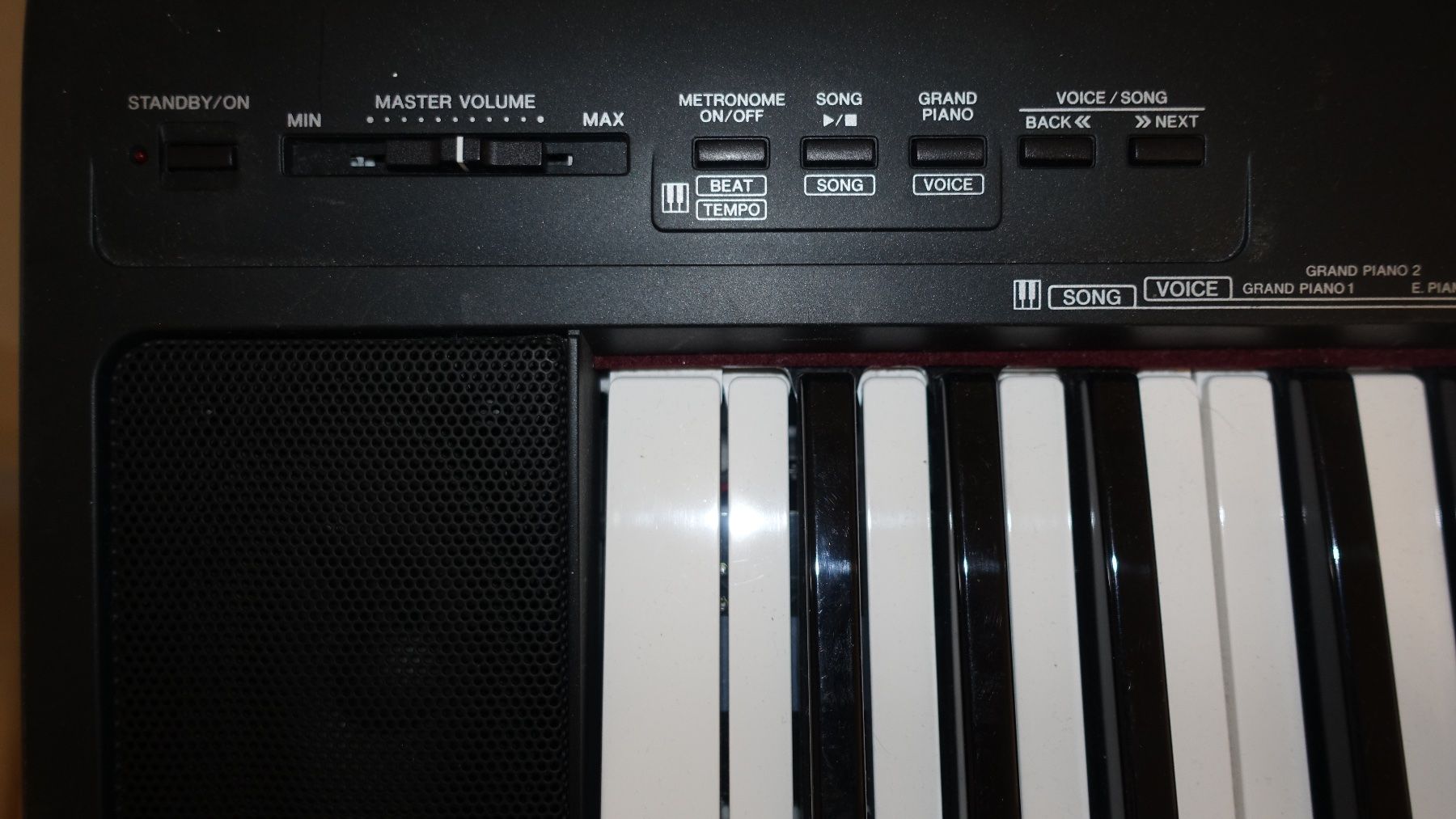 Yamaha Musikinstrumente: Yamaha E-Piano/ Keyboard NP-30 – Gebraucht aus Rain von  5