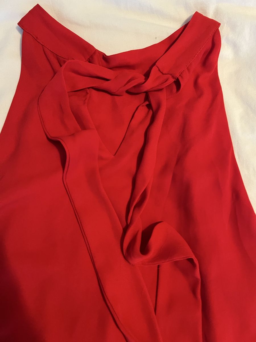 Zara Top: Top – Nuovo (secondo la descrizione) da Zürich venduto da tyr_5j6q 3