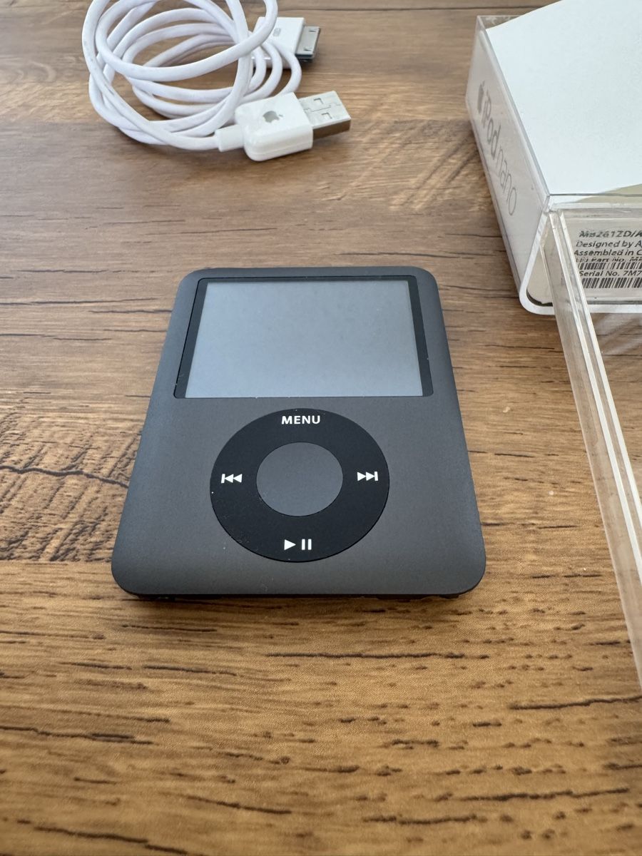 Apple Lettore multimediale portatile: iPod Nano 8GB Noir – Usato da Brügg BE venduto da Goob 6