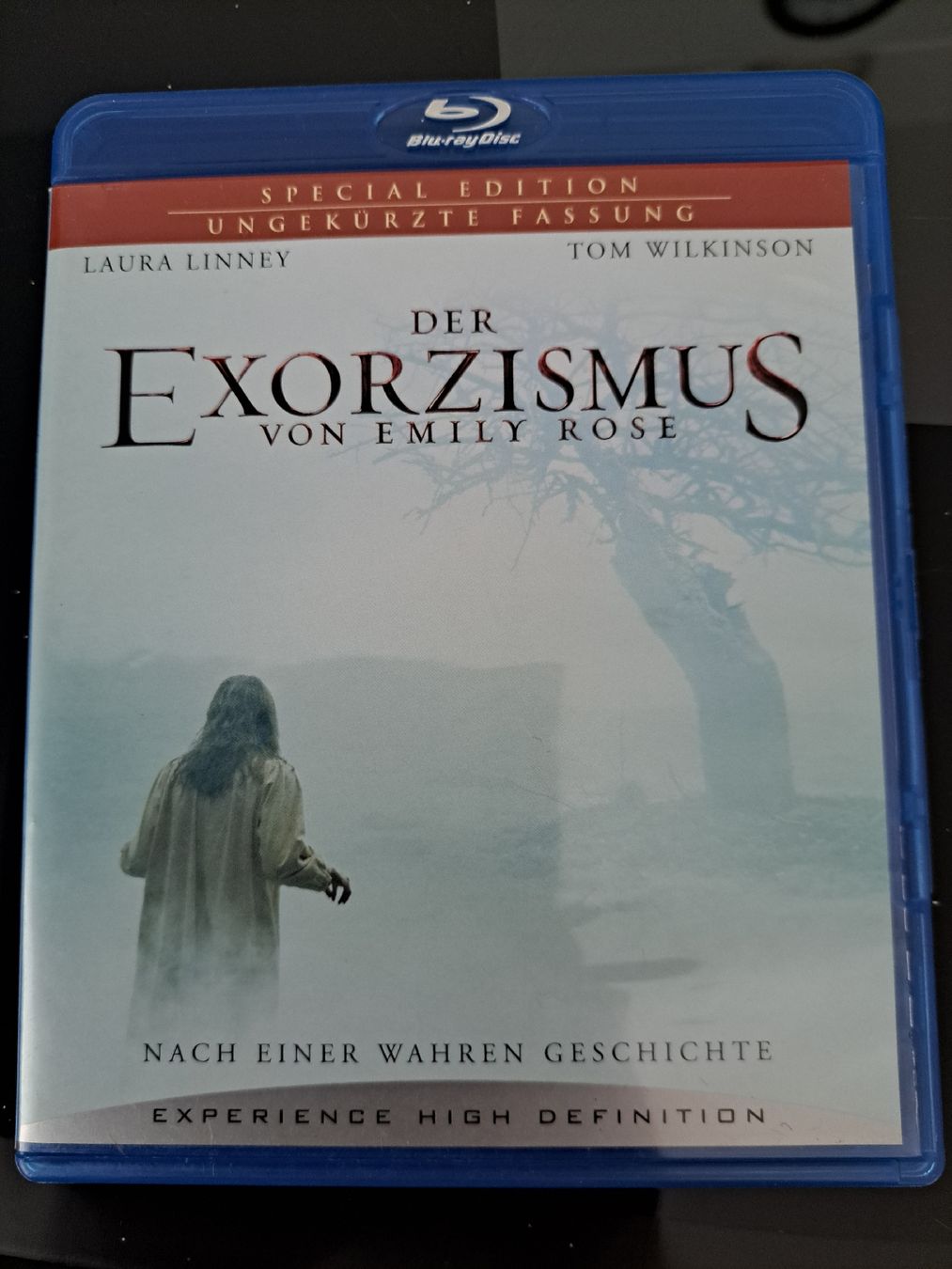 Tutti i DVDs: Der Exorzismus von Emily Rose  – Usato da Schüpfen venduto da Sonata85