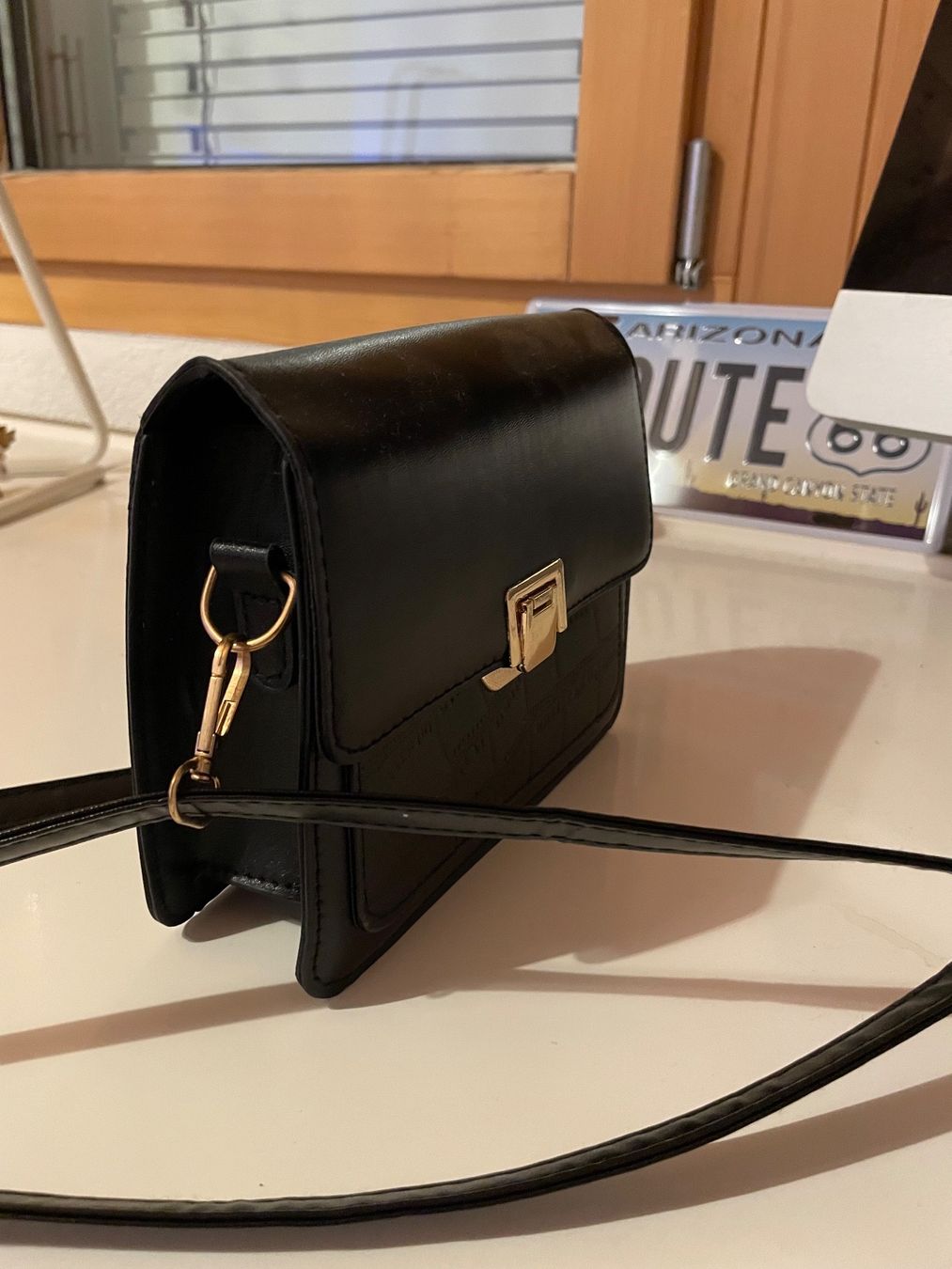 Borse da donna: Tasche schwarz – Usato da Saas-Grund venduto da ale_c5dg 1