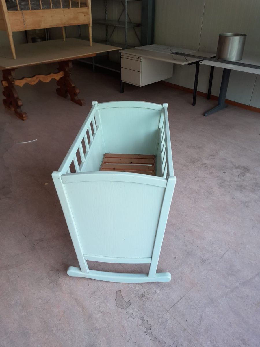 Sdraiette & Sdraiette a dondolo: Handgemachte Babywiege – Usato da Oberriet SG venduto da hellloooo 4