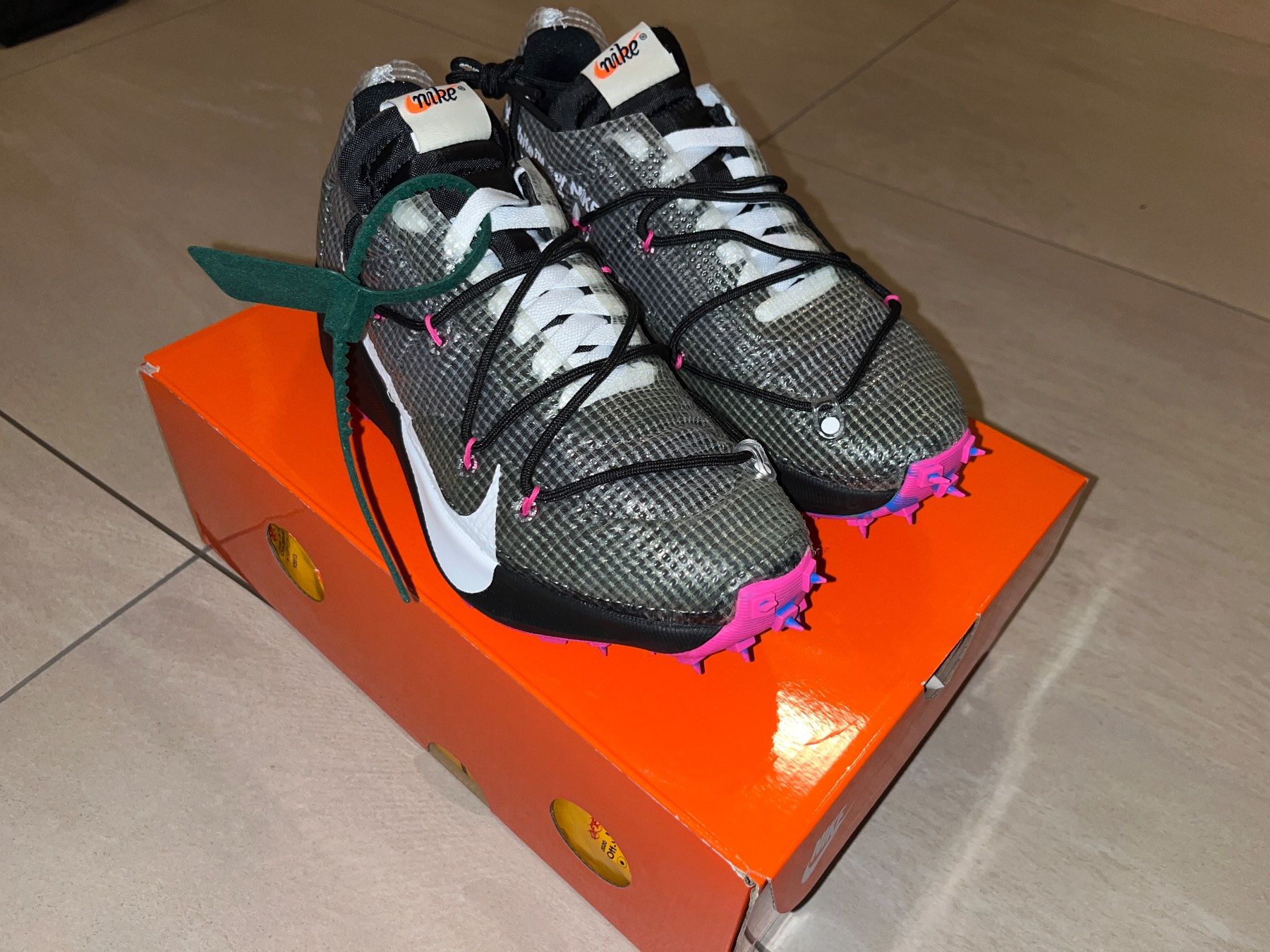 Off-White Scarpe da donna: WS Vapor Street Off White – Nuovo e nell'imballaggio originale da Lenzburg venduto da JoelMeier