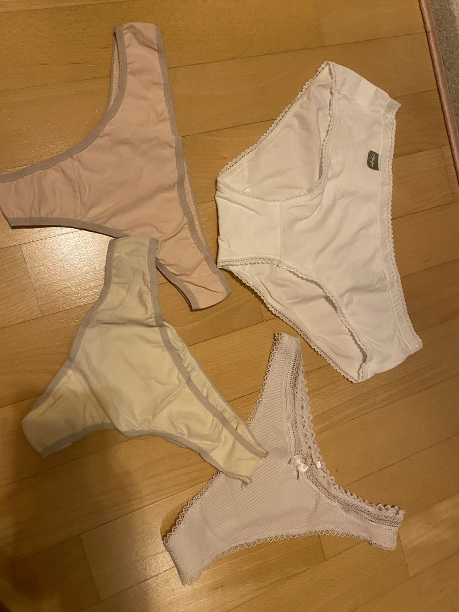 Altra biancheria intima: Damen Slips 4er Set diverse Farben  – Usato da Merlischachen venduto da aly_9ncj