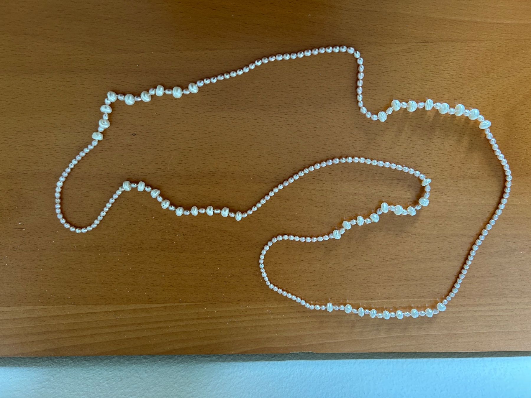 Catenine: PERLENKETTE  150cm – Nuovo (secondo la descrizione) da Olten venduto da Pablo7