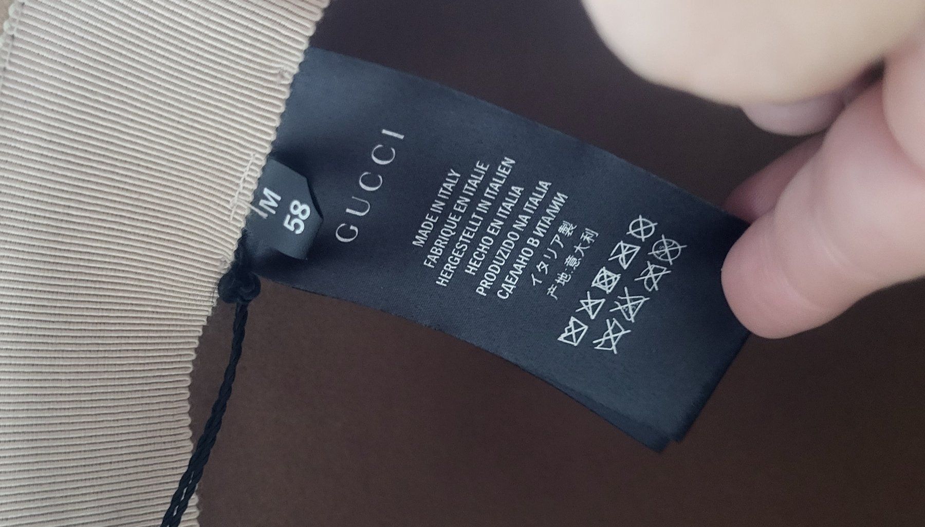 Gucci Hüte, Mützen & Caps: Cappello di Gucci nuovo e originale – Defekt aus Giubiasco von fas_b82x 5