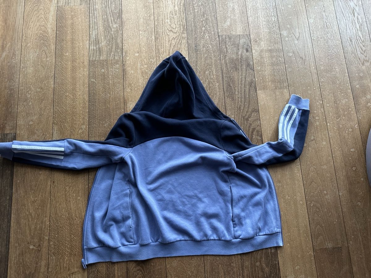 Jacken & Mäntel: Adidas full zip Kapuzenpulli – Gebraucht aus Rüttenen von Floza01 2