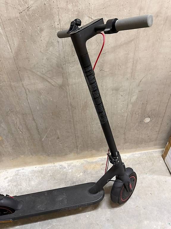Xiaomi Kickboard: Trotinette Xiaomi Pro 4 – Usato da Genève venduto da mar_rw9d