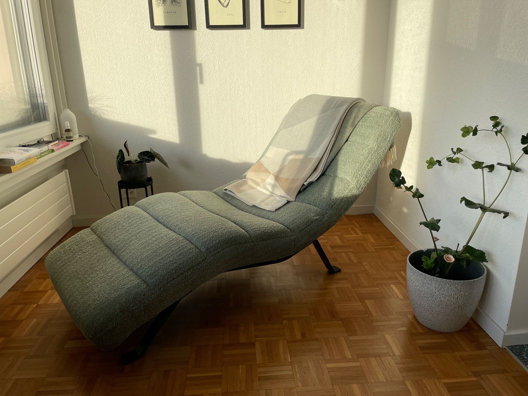 Sedie a sdraio: Hellblaue chaiselongue – Nuovo (secondo la descrizione) da Orselina venduto da giu_tk67