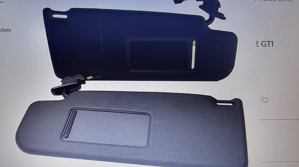 Volkswagen Tutti pezzi di ricambio auto: Black-Interieur Golf 4 / R32 – Usato da Beinwil am See venduto da BUBSI-CARS64 2