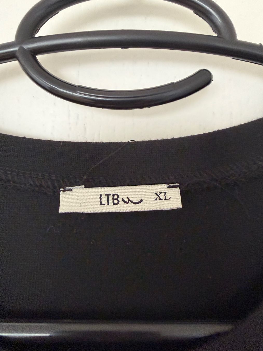 Vestiti: Kleid Grösse XL – Nuovo (secondo la descrizione) da Schübelbach venduto da Sambodscha 1