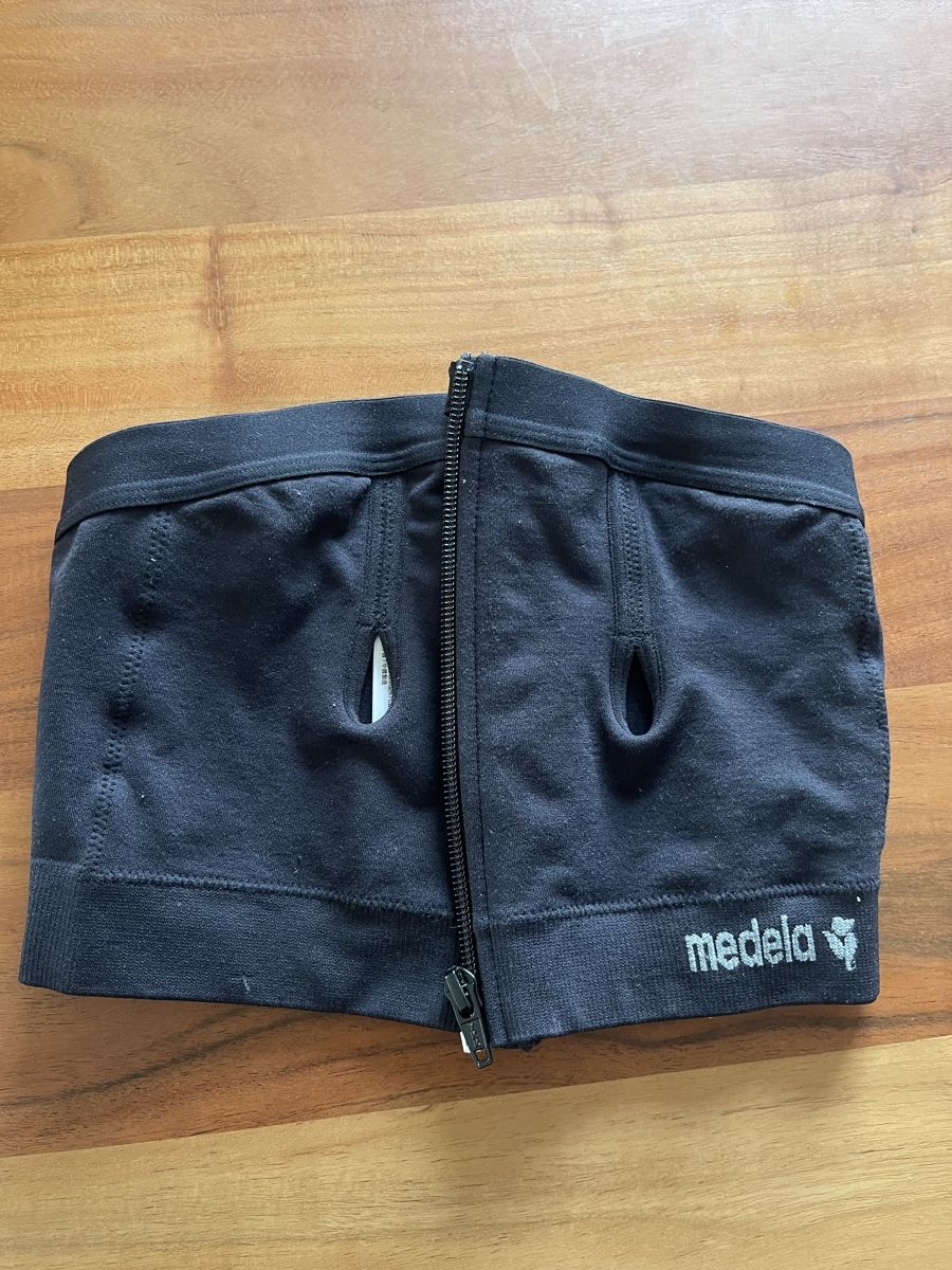 Medela Accessori per l’allattamento: Medela Easy Expression BH Grösse S – Nuovo (secondo la descrizione) da Bazenheid venduto da tab_w525
