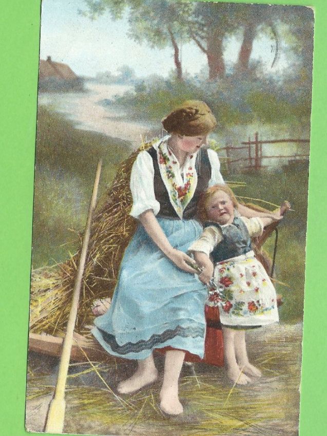 Cartoline postali: Alte Postkarte Mutter Kind Tracht 1912 – Usato da Zürich venduto da t24_de