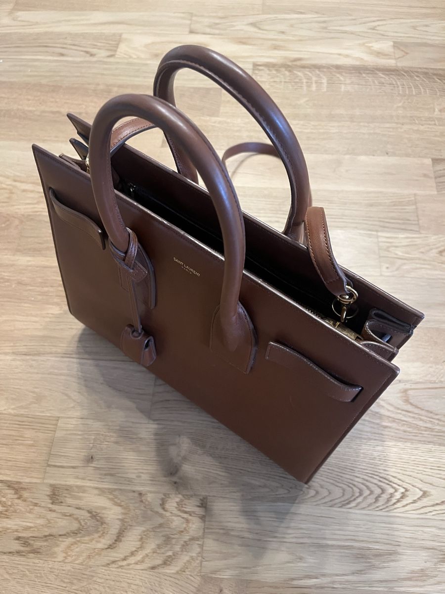 Saint Laurent Taschen für Damen: SAINT LAURENT Sac de Jour Midi – Gebraucht aus Zürich von lealisamaria 7