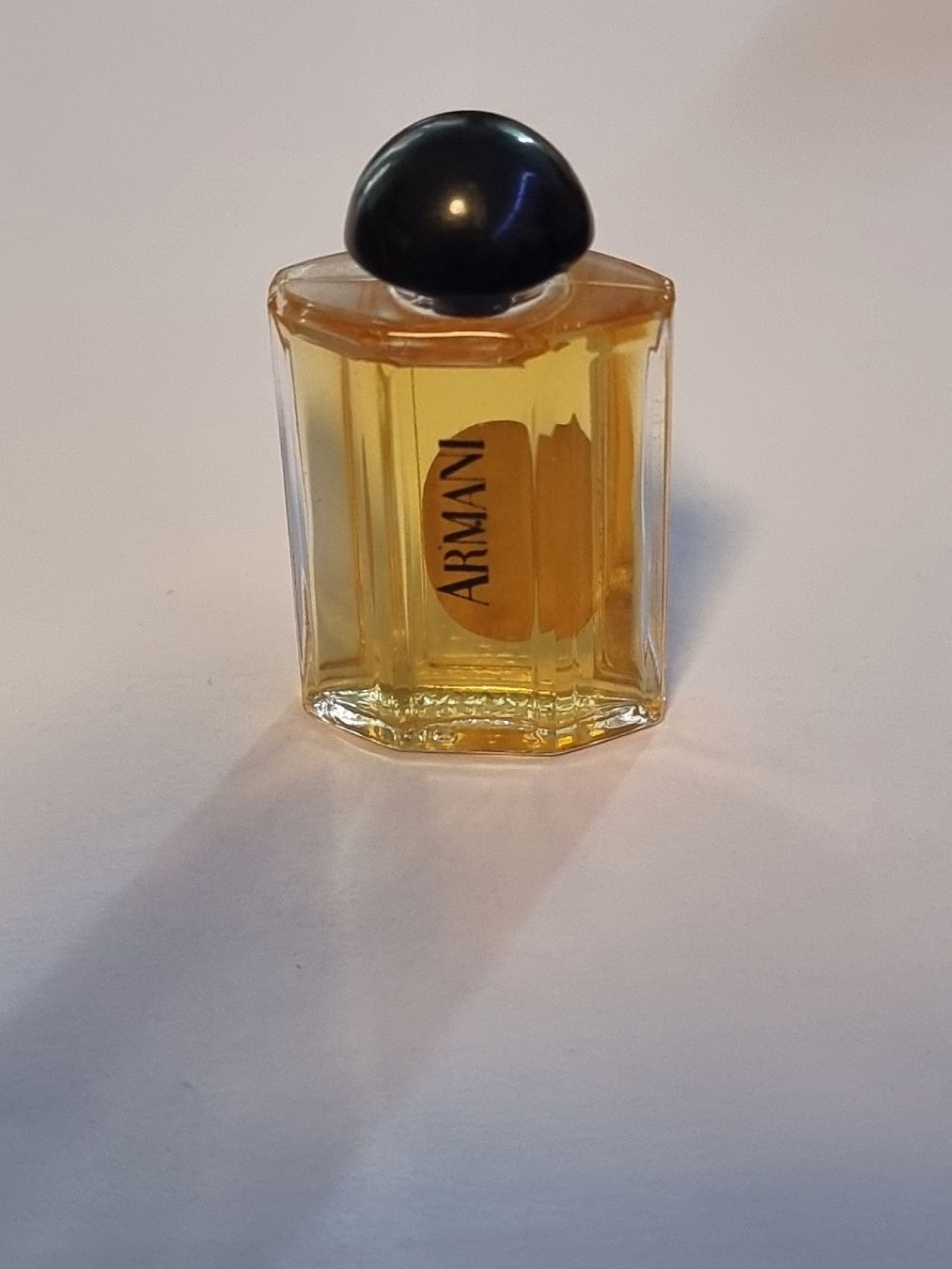Armani Profumi & Eau de Toilette: ARMANI Classic Eau de Toilette 5ml – Nuovo (secondo la descrizione) da Emmen venduto da JokeySchlumpf