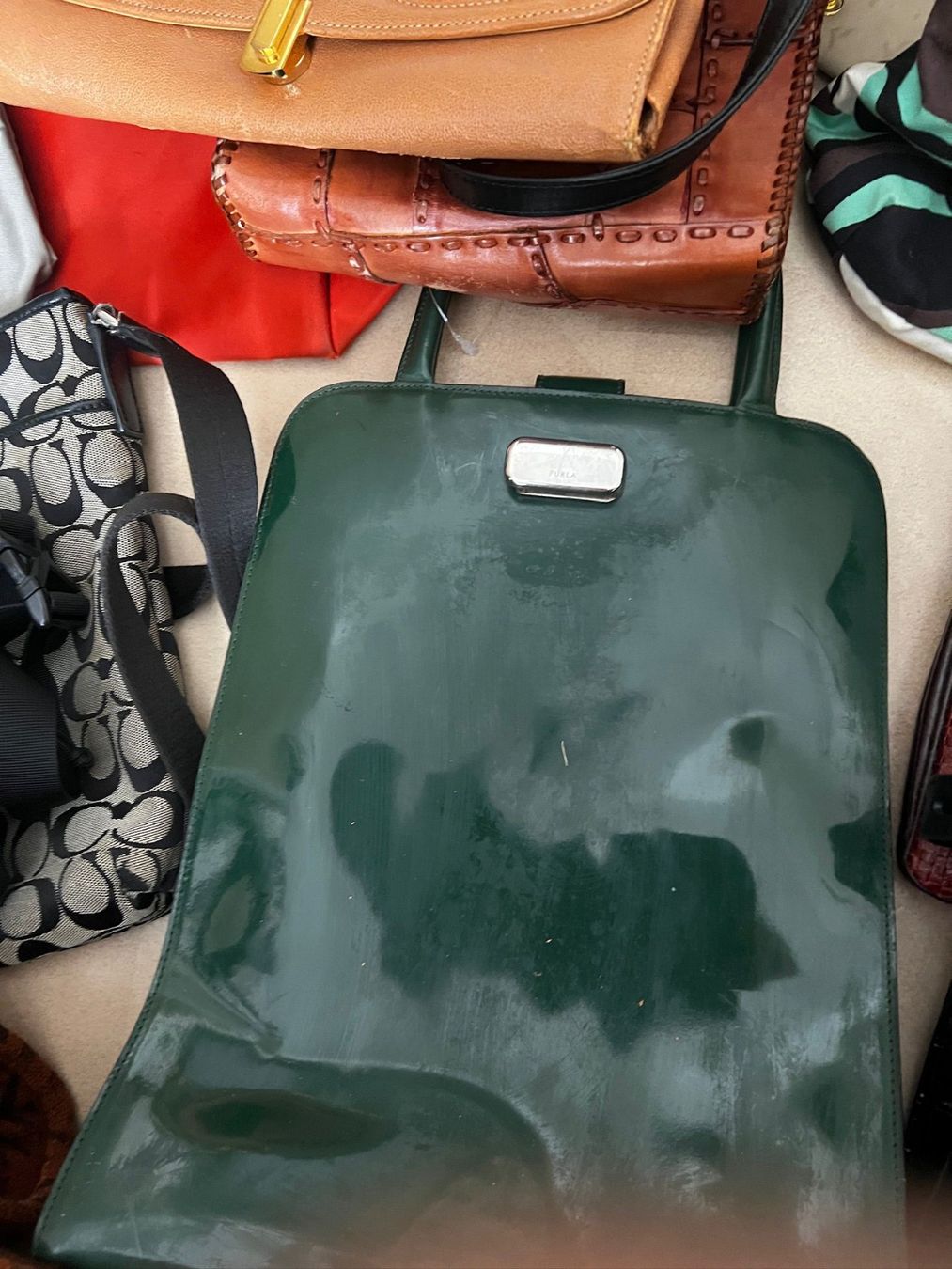 Longchamp Taschen: Taschen Konvolut Mix Marken Furla Longchamp etc – Defekt aus Winterthur von Dejv 9