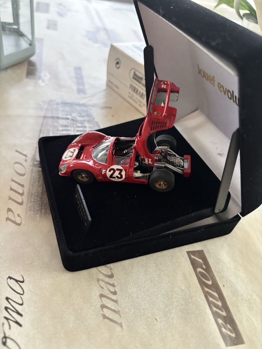 Ferrari Voitures modèles: Ferrari 330 P4 Jouef Evolution Modellauto rot mit Box – Neuf avec emballage d'origine à Ettiswil par Voyager-13 2
